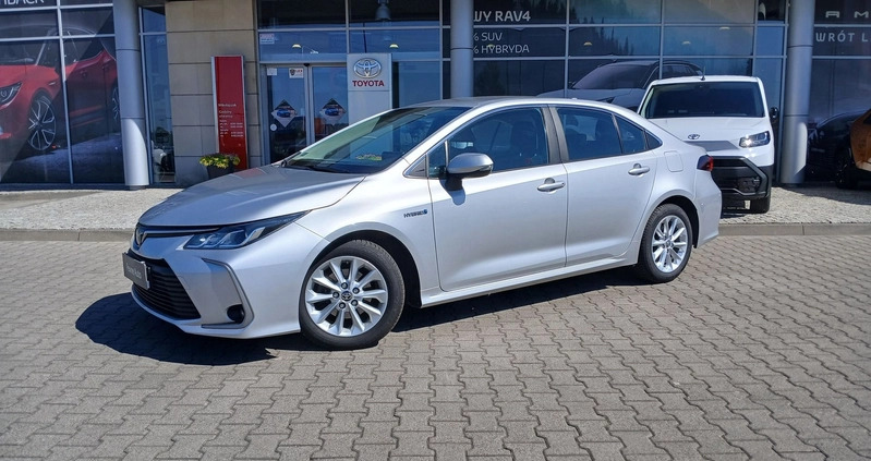 Toyota Corolla cena 88900 przebieg: 87559, rok produkcji 2021 z Kalisz małe 596